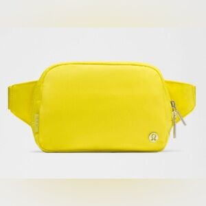 Lululemon Everywhere Belt Bag Large 2L, Daisy Glow